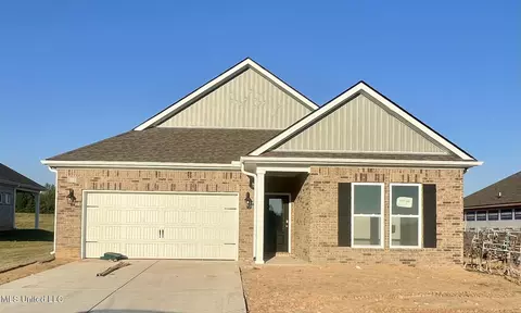 82 Pickwick Pl, Byhalia, MS 38611