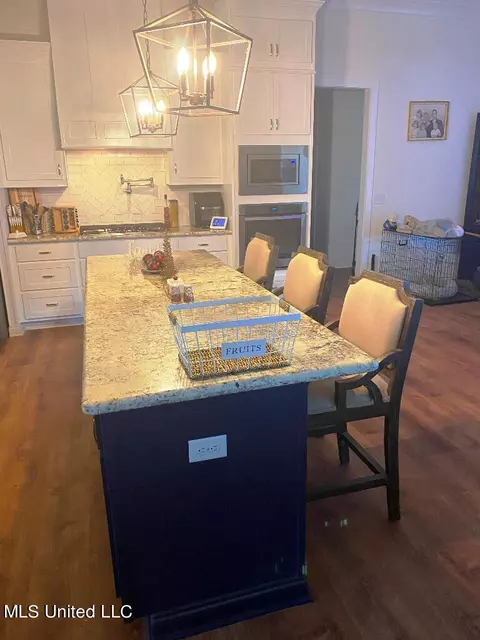 Kitchen - 170 Winchester Dr, Flora, MS 39071 photo 5 of 5