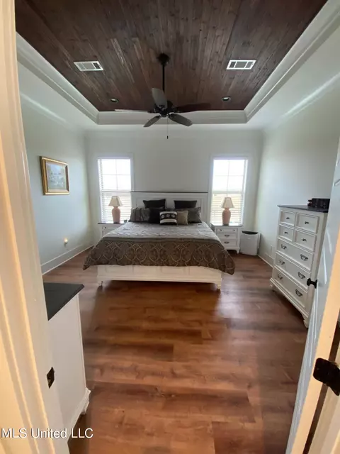 Bedroom - 170 Winchester Dr, Flora, MS 39071 photo 1 of 5