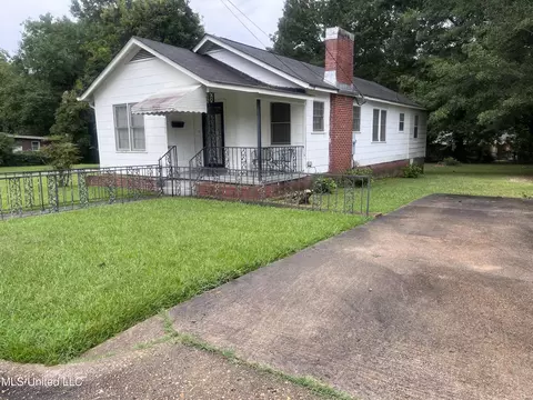 1111 Ame Logan St, Jackson, MS 39203 photo 2