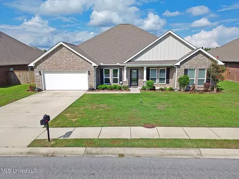 6621 Sugarcane Cir, Ocean Springs, MS 39564