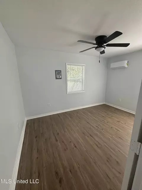 Bedroom - 129 Savanna St, Jackson, MS 39212 photo 1 of 3
