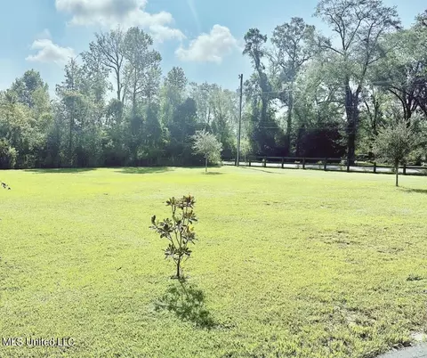 4955 Davis Sawmill Rd, Lucedale, MS 39452 photo 3