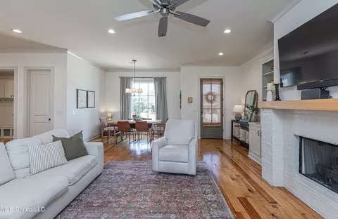 Living - 108 Bridgewater Loop, Madison, MS 39110 photo 2 of 5