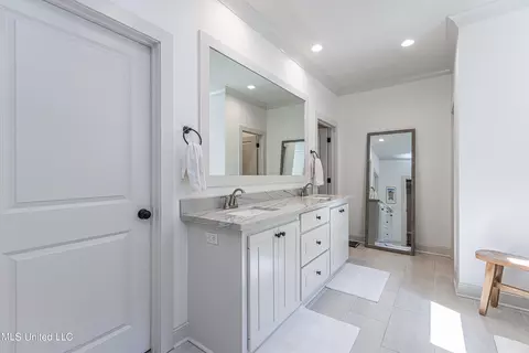 Bath - 108 Bridgewater Loop, Madison, MS 39110 photo 1 of 8