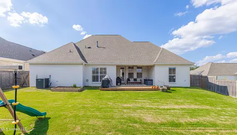 Exterior - 108 Bridgewater Loop, Madison, MS 39110 photo 8 of 12
