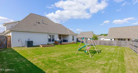 Exterior - 108 Bridgewater Loop, Madison, MS 39110 photo 6 of 12