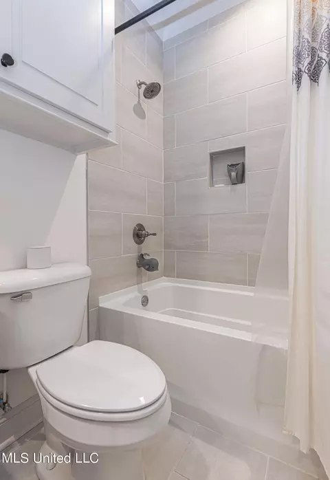 Bath - 108 Bridgewater Loop, Madison, MS 39110 photo 8 of 8