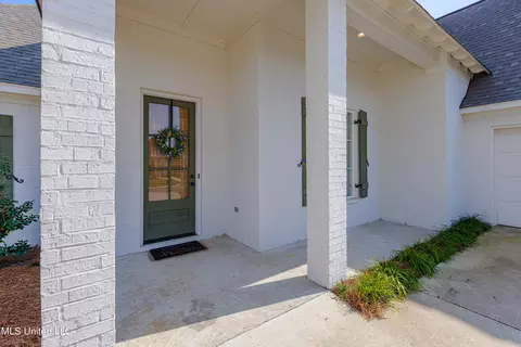 Exterior - 108 Bridgewater Loop, Madison, MS 39110 photo 3 of 12
