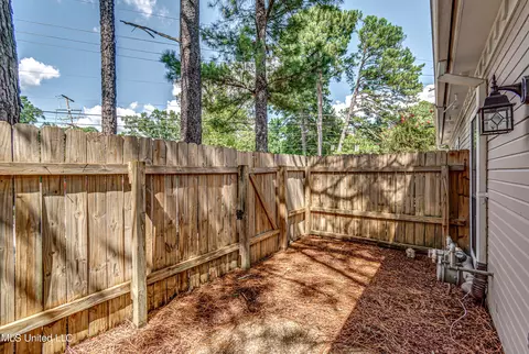 5060 Harling Pl, Jackson, MS 39211 photo 29
