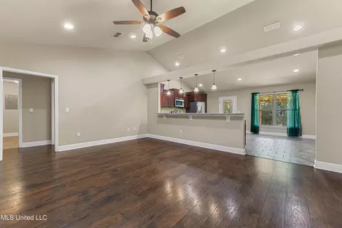 Living - 49 Summit View Dr, Perkinston, MS 39573 photo 4 of 5