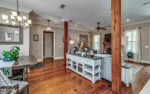 Entry Way - 165 Fieldstone Ln, Madison, MS 39110 photo 2 of 3