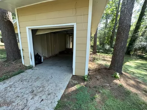 Other - 455 Cummins St, Jackson, MS 39204 photo 9 of 11