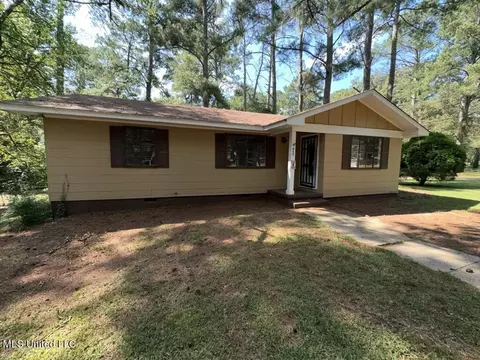 455 Cummins St, Jackson, MS 39204