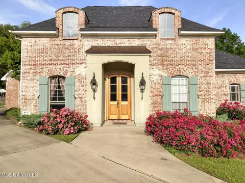 546 Florence Dr, Madison, MS 39110