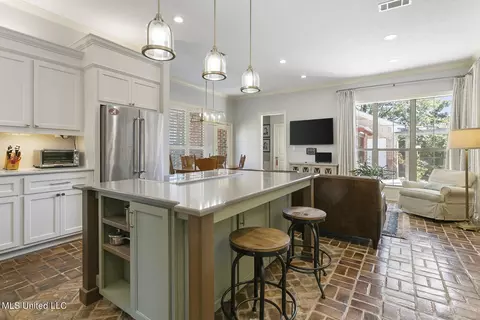 546 Florence Dr, Madison, MS 39110 photo 13