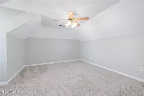 Bedroom - 3386 Sundial Dr, Hernando, MS 38632 photo 5 of 5