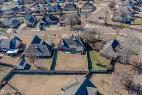 View/Area - 3386 Sundial Dr, Hernando, MS 38632 photo 2 of 5