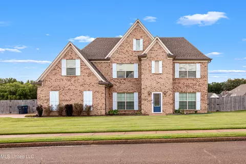 1284 Heritage Lake Dr, Hernando, MS 38632
