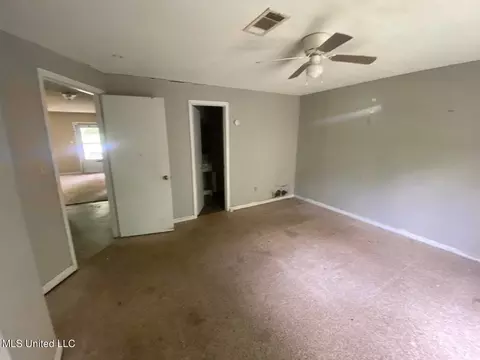 Bedroom - 405 E Jefferson St, Kosciusko, MS 39090 photo 3 of 4