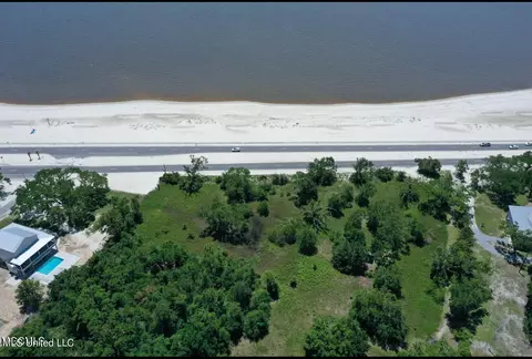 616 W Beach Blvd, Long Beach, MS 39560 photo 11