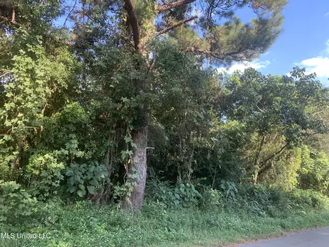 W Malley Road, Pass Christian, MS 39571