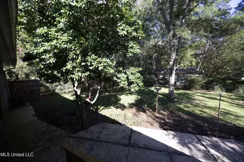 Exterior - 4636 Kelton Dr, Jackson, MS 39211 photo 4 of 10