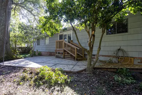 Exterior - 4636 Kelton Dr, Jackson, MS 39211 photo 8 of 10