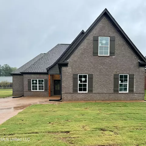 3096 Meadows Way, Hernando, MS 38632