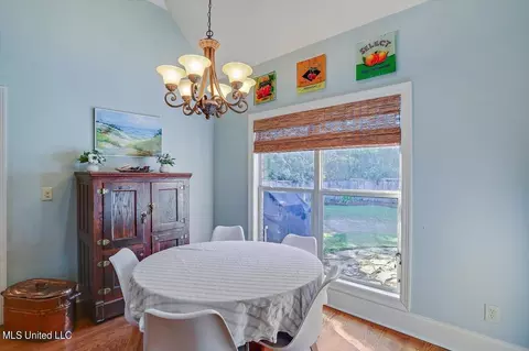 Dining - 620 Highleadon Pl, Madison, MS 39110 photo 1 of 4