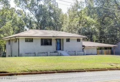 767 W Commerce St, Hernando, MS 38632 photo 2