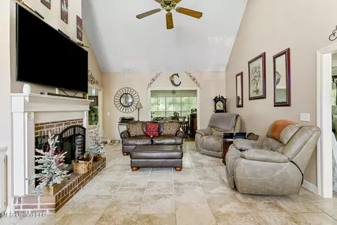 Living - 105 Sawgrass Cv, Canton, MS 39046 photo 1 of 3