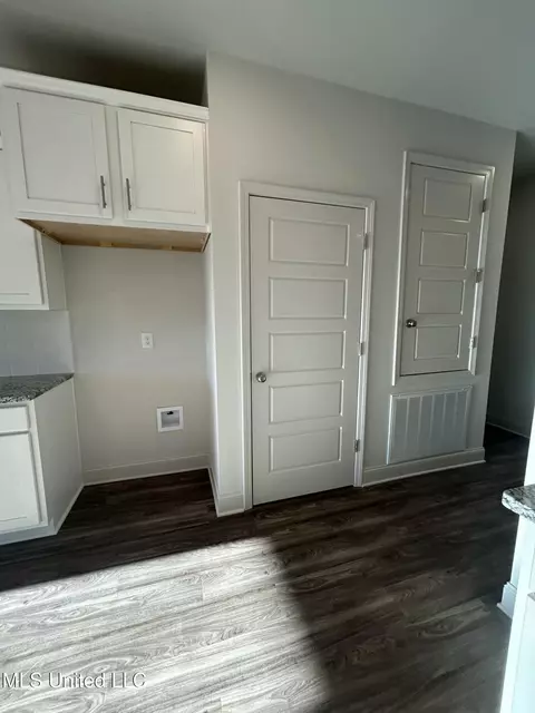 230 Copper Creek Drive Dr, Clinton, MS 39056 photo 5
