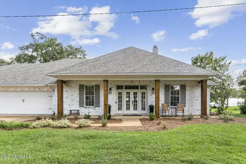 125 Lakeview Ct, Madison, MS 39110