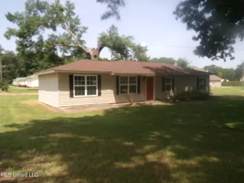 307 Fondren Rd, Sardis, MS 38666