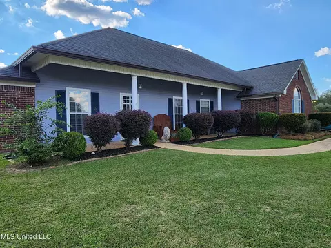 507 Clear Creek Cv, Byram, MS 39272