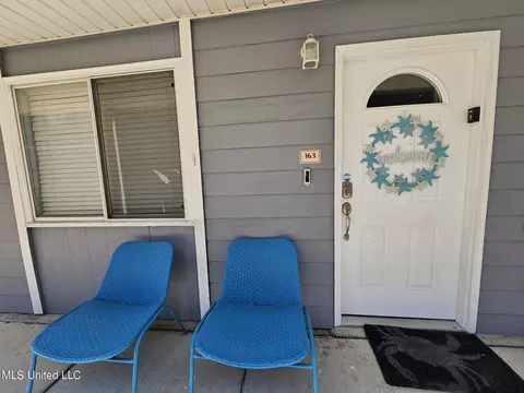 1664 Beach Blvd #163, Biloxi, MS 39531