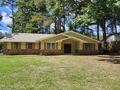 4639 Sherbrook Drive Dr, Jackson, MS 39212