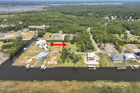 132 Hanakealoha B Pl, Diamondhead, MS 39525 photo 5