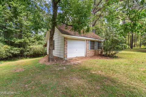Exterior - 220 Center Ave, Sumrall, MS 39482 photo 12 of 14