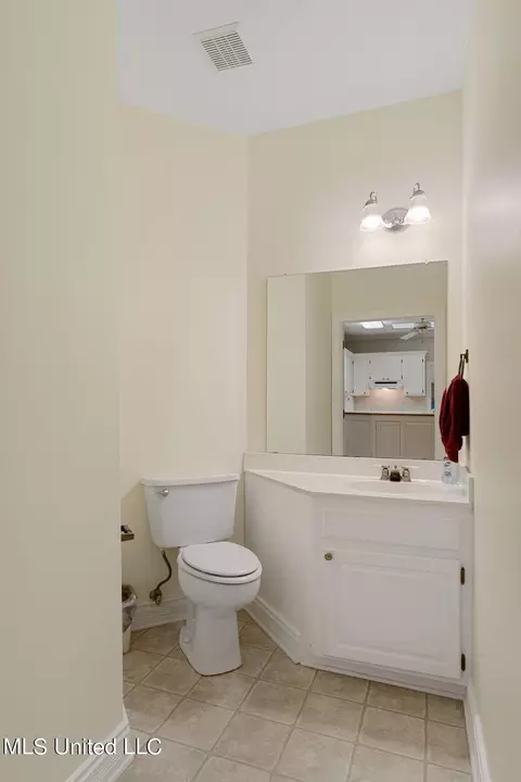 Bath - 220 Center Ave, Sumrall, MS 39482 photo 1 of 6