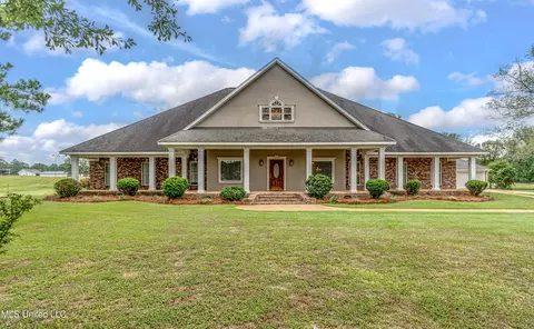 269 Williams Dr, Florence, MS 39073