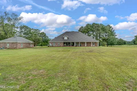 Exterior - 269 Williams Dr, Florence, MS 39073 photo 10 of 15
