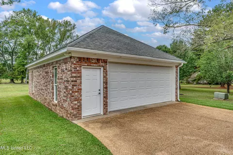 Other - 269 Williams Dr, Florence, MS 39073 photo 3 of 15