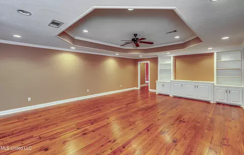 Living - 269 Williams Dr, Florence, MS 39073 photo 4 of 6