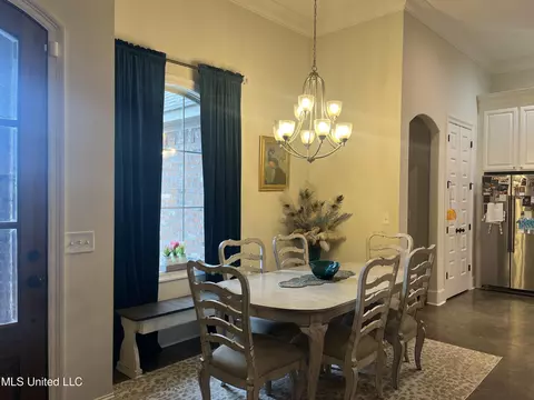 Dining - 133 Coventry Ln, Brandon, MS 39042 photo 2 of 2