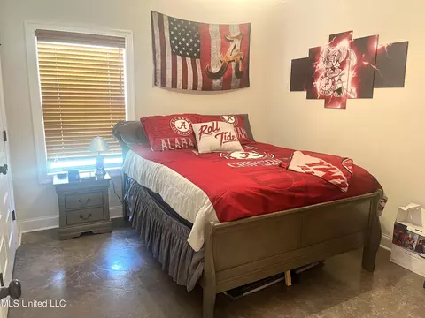 Bedroom - 133 Coventry Ln, Brandon, MS 39042 photo 2 of 3