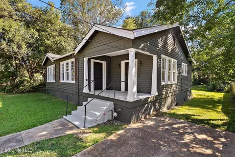 136 Princeton St, Jackson, MS 39203