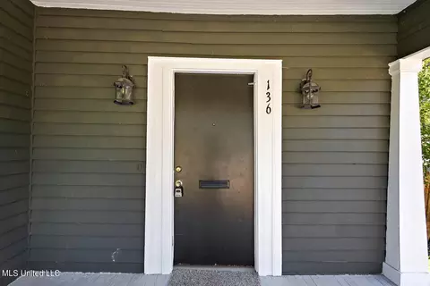 Exterior - 136 Princeton St, Jackson, MS 39203 photo 3 of 6