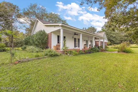 104 Mcwilliams Dr, Terry, MS 39170 photo 2